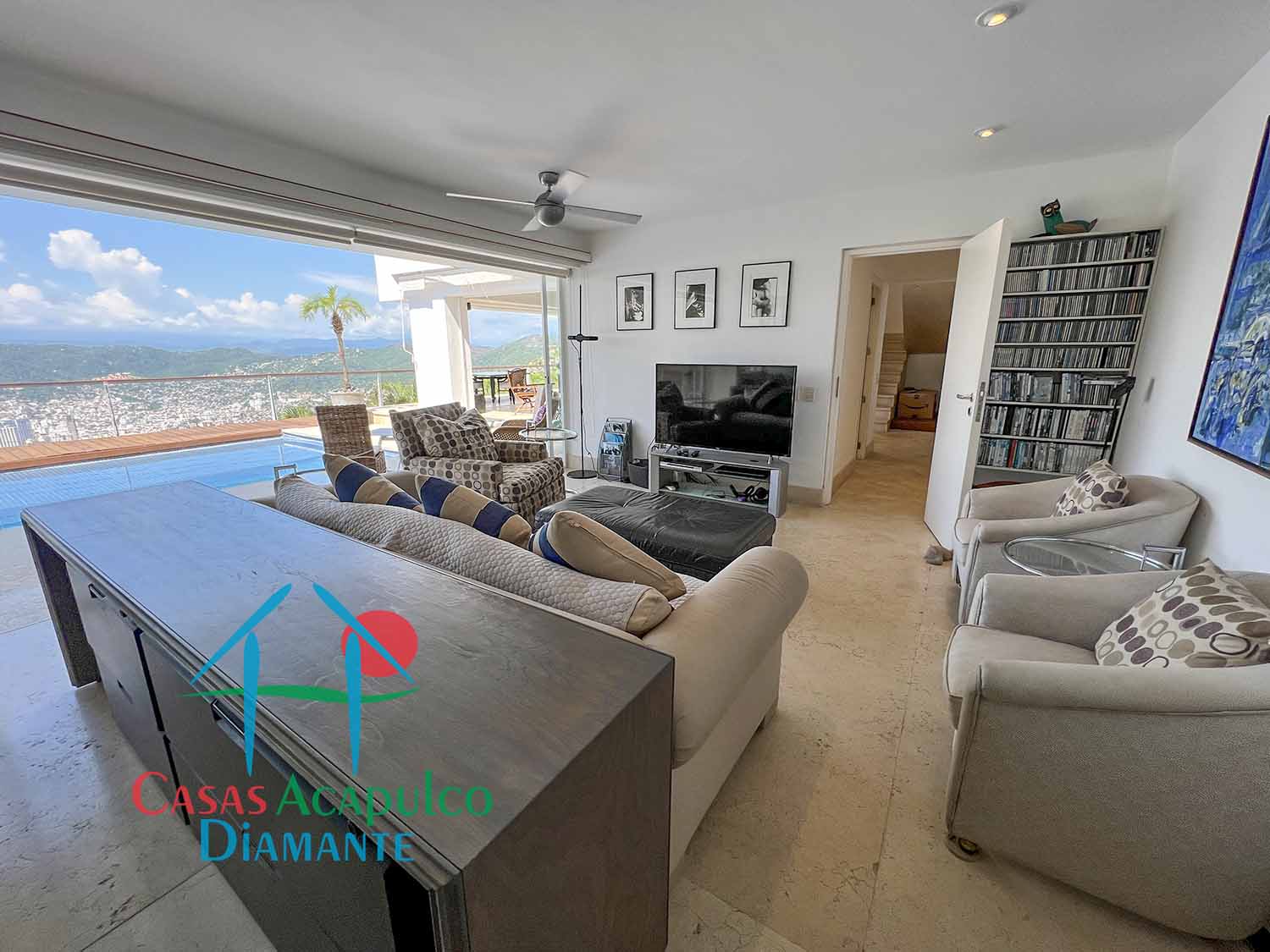 Casa Mezu - Sala de televisión 3